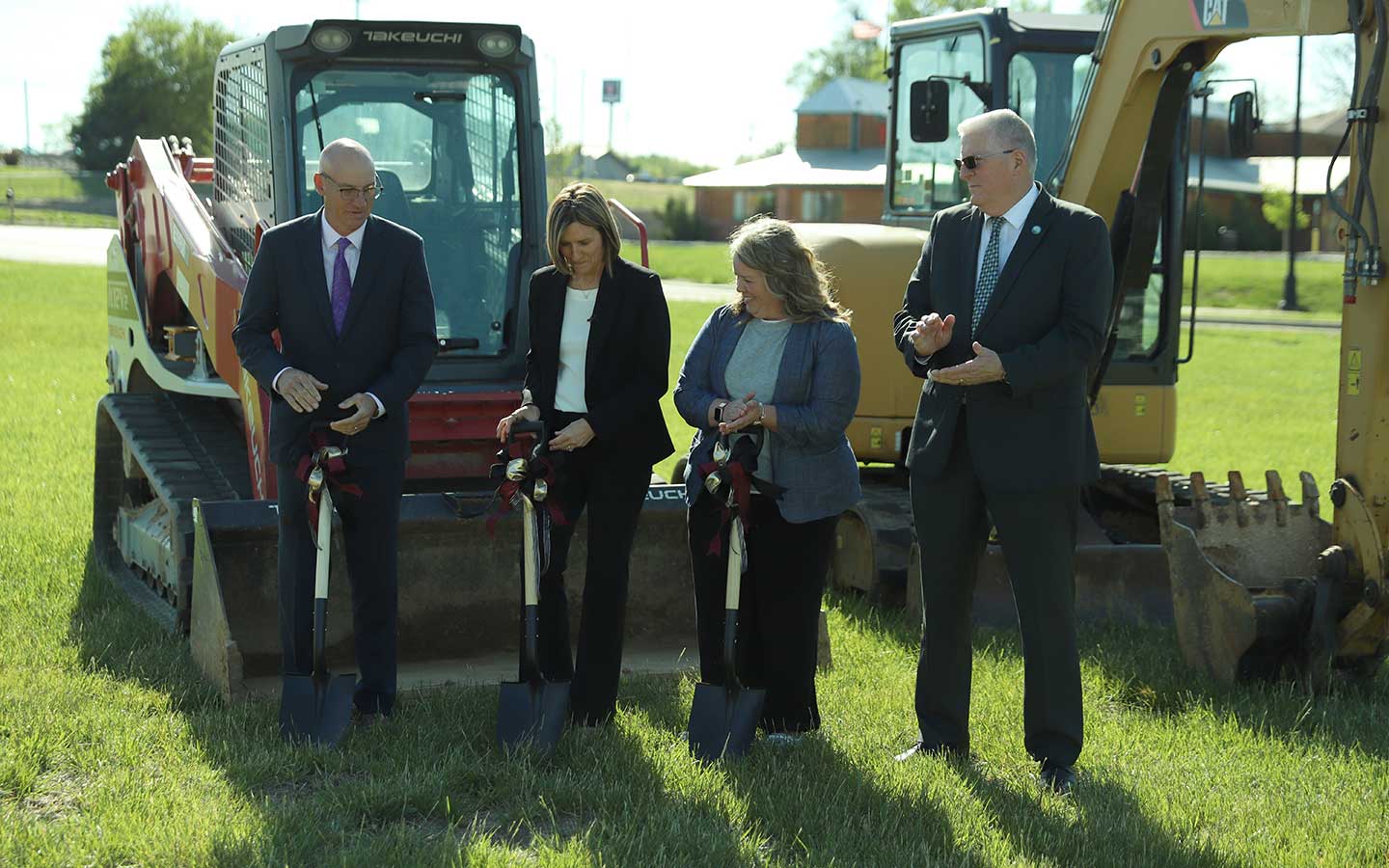 First Bank breaks ground at Vincennes